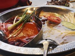 -巴国妹子毛肚火锅(蓝光悦城店)