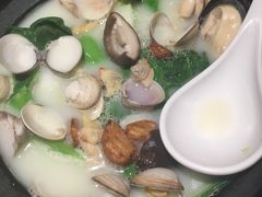 无油鱼汤煮食蔬-大树餐厅(红旗街万达店)