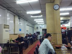 大堂-春雨羊汤店(广开四马路总店)