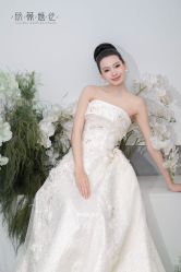 -欣薇婚纱(新源乐汇城店)