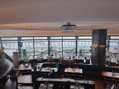 -MONICH牛排融合餐厅(和义大道购物中心店)