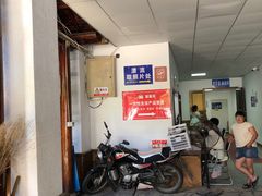 -安吉龙王山峡谷漂流