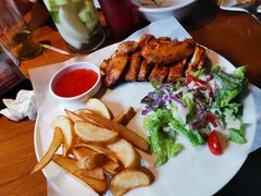 -JINNS锦时 steak&pizza(浸信会礼拜堂旧址店)