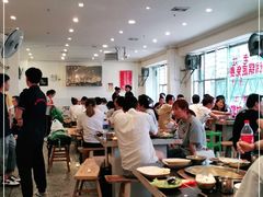 大堂-重庆风光老灶火锅城(同德广场店)
