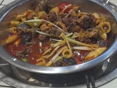 -晓彭肥肠鸡·泡椒鸡火锅(水木天地店)