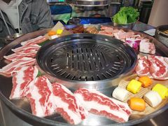 -哈哈碳都·牛肋条无限自助烤肉(宝龙店)