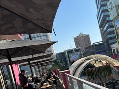 -星巴克臻选(金桥国际店)