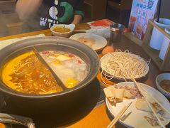 -呷哺呷哺(融创茂店)