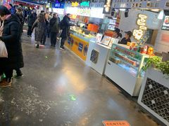-第5大道精品休闲购物广场