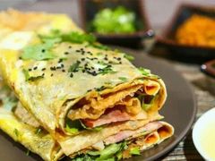 草鸡蛋煎饼豪华肉全加-何太吉·煎饼果子(海防路店)