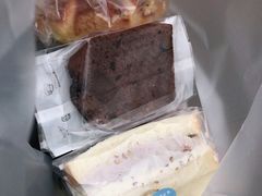 -沁屋面包店(人民东路店)