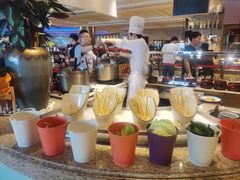 -咖啡苑自助餐厅·中国大饭店