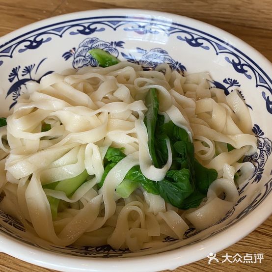 小馆子手擀面(练江大道店)