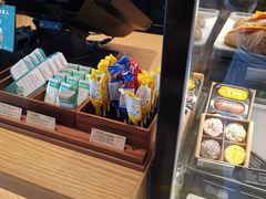 零售区-星巴克(青岛火车北站候车大厅店)