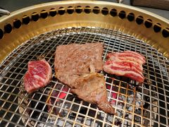 -铭牛烧肉·和牛海鲜自助(高新月牙湖店)