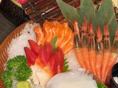 -牛YO寿喜烧·铁板烧和牛火锅自助(市府恒隆店)
