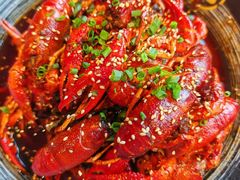 -肥肥虾庄·金牌油焖大虾(杨园滨江时代walk店)