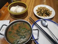 -圣河湾虾饺美食(站前店)