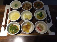 -乐领拈花溪·林涧食韵