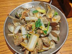 -金太阳海鲜烧烤·本地人餐厅(星海公园店)