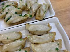 -小姜锅贴(凤凰街店)