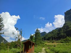 -鹿院坪生态旅游景区