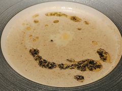 黑松露蘑菇汤-卡普里披萨·牛扒·下午茶