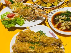 -班赞海鲜市场胖阿姨加工点