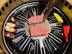-炼火烤肉店