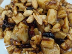 宫保鸡丁-南磨房食府(燕莎奥特莱斯购物中心店)
