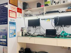 -鸿准通信科技·忠诚手机电脑维修中心(三林店)