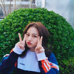 烫染-简法造型·品牌形象店