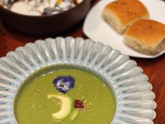牛油果与西兰花奶油果蔬汤-格鲁·秀色Georgia’s Feast
