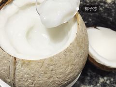 -椰爺爺·椰子冻砵仔糕