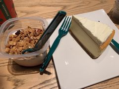 -星巴克(广州南站A18检票口楼上)