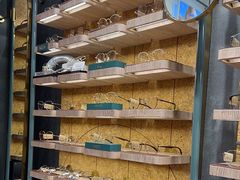 -MUJOSH木九十眼镜(月星环球港B1店)