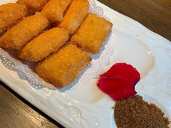 -童年小筑餐厅(申花路店)