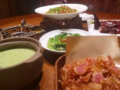 -老滇山寨•云南特色菜•地方菜•民族风情歌舞表演(金碧店)