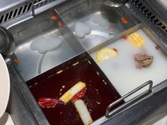 -海底捞火锅鲜切牛肉主题店(长寿路店)