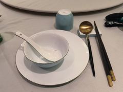 餐具摆设-蝶园·装修中(BFC外滩金融中心店)