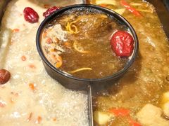 -老牌坊云南鱼豆花火锅(爱建店)