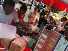 -詹爷爷乌节路街头冰淇淋