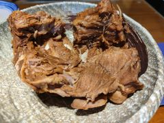 特色大铁锅烀腔骨-95号酱骨·一块豆腐(展春园西路店)