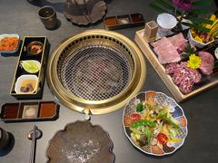 -铭牛烧肉·和牛海鲜自助(高新月牙湖店)