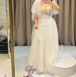 -GRACE KELLY婚纱与礼服(北京店)