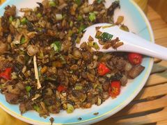 -有红鸡毛店·川菜(建设路店)