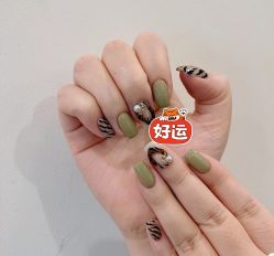 -悦指间美甲美睫