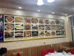 -乡土特色.冷锅鱼.牦牛肉汤锅