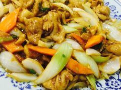 -嘎吧锅私家菜馆(新村十区店)