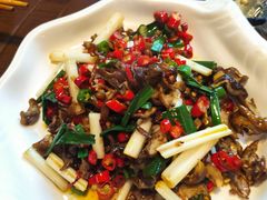 -湘聚南县土菜馆(龙山二路店)